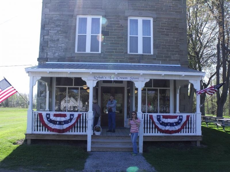 Rybak's Ice Cream Store