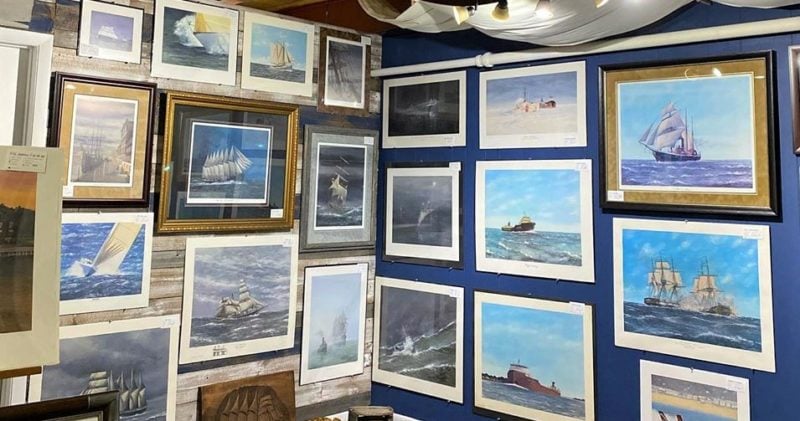 Cap'n Jim's Gallery