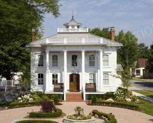 Lester House
