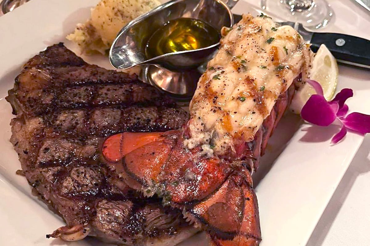Thoroughbreds Chophouse