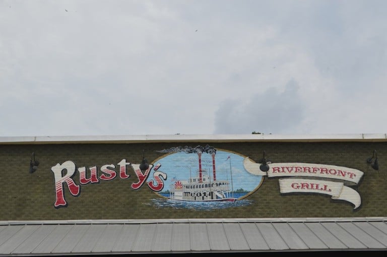 Rusty's Riverfront Grill