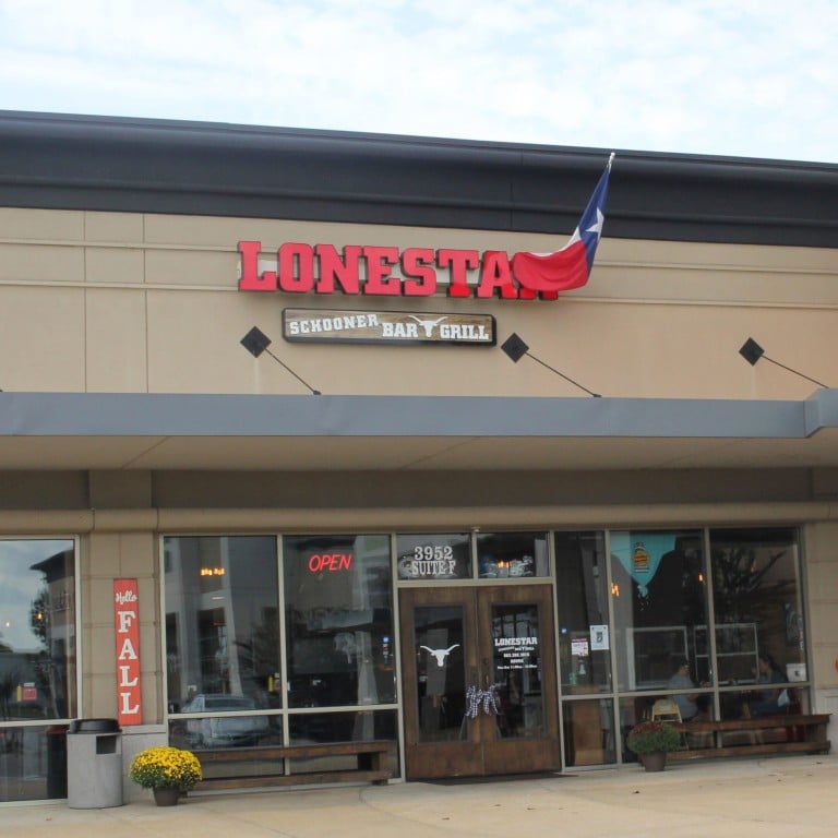 Lone Star Schooner Bar & Grill