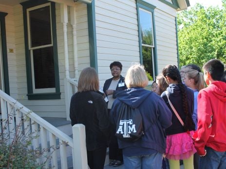 African American Museum of Denton / Quakertown House