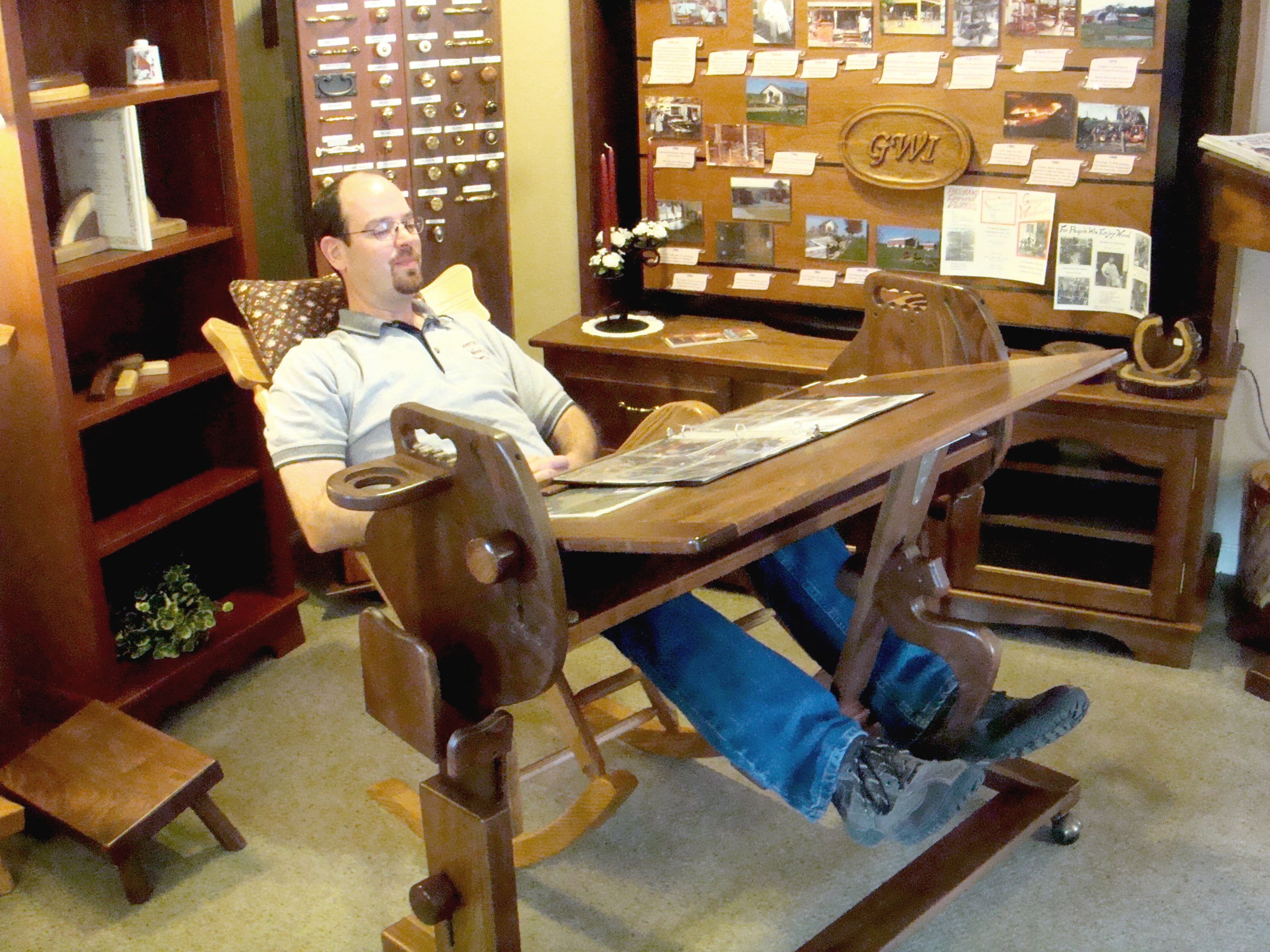George’s Furniture
