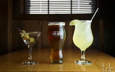Henny's Grill & Bar