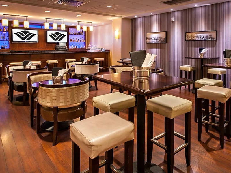 3 Rivers Restaurant and Lounge