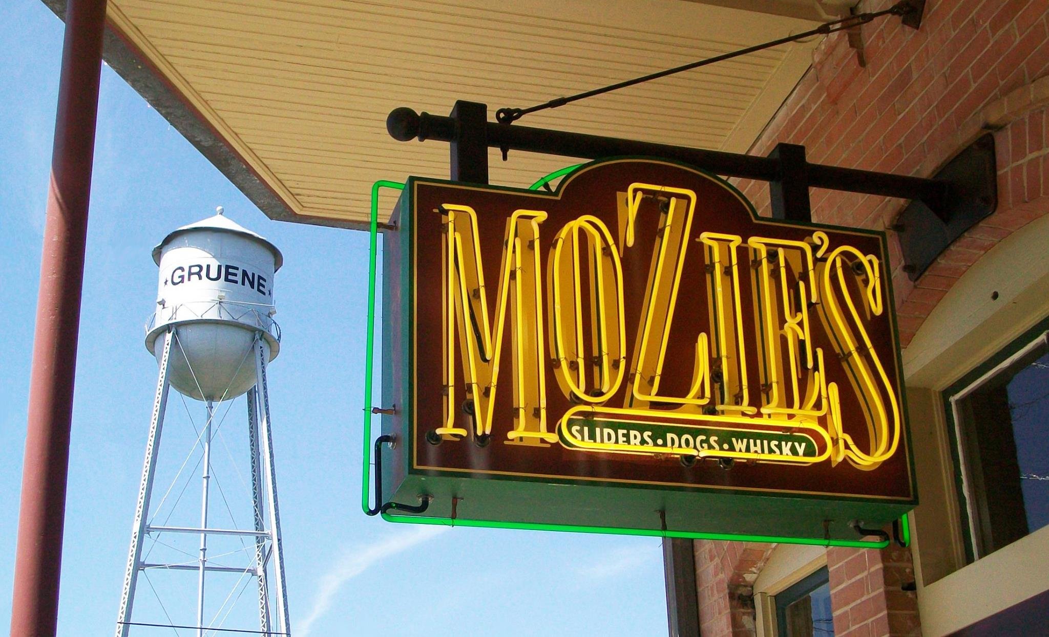Mozie's