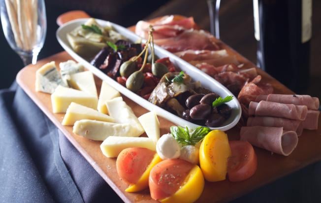 Carpaccio Tuscan Kitchen & Wine Bar