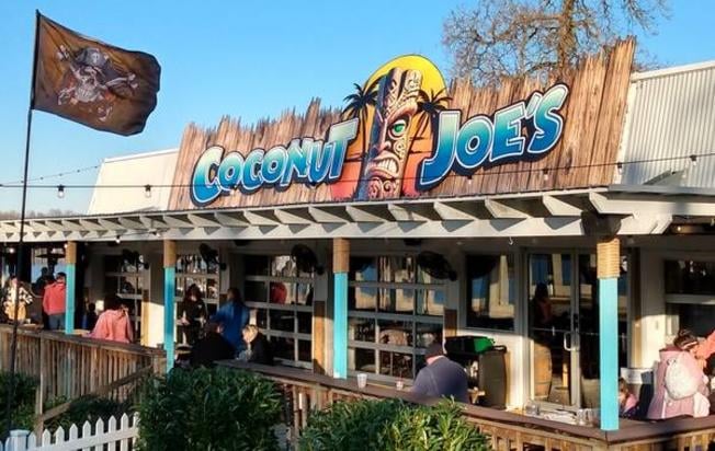 Coconut Joe’s Bar & Grill