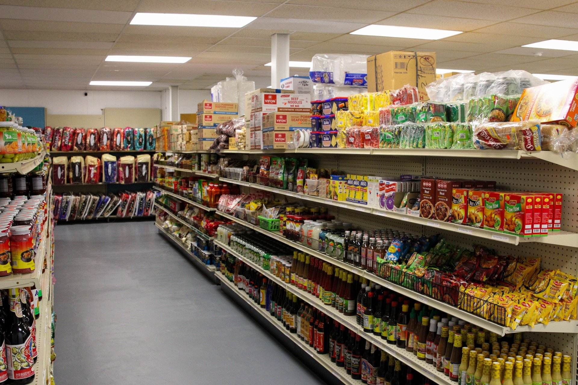 J M ASIAN MARKET