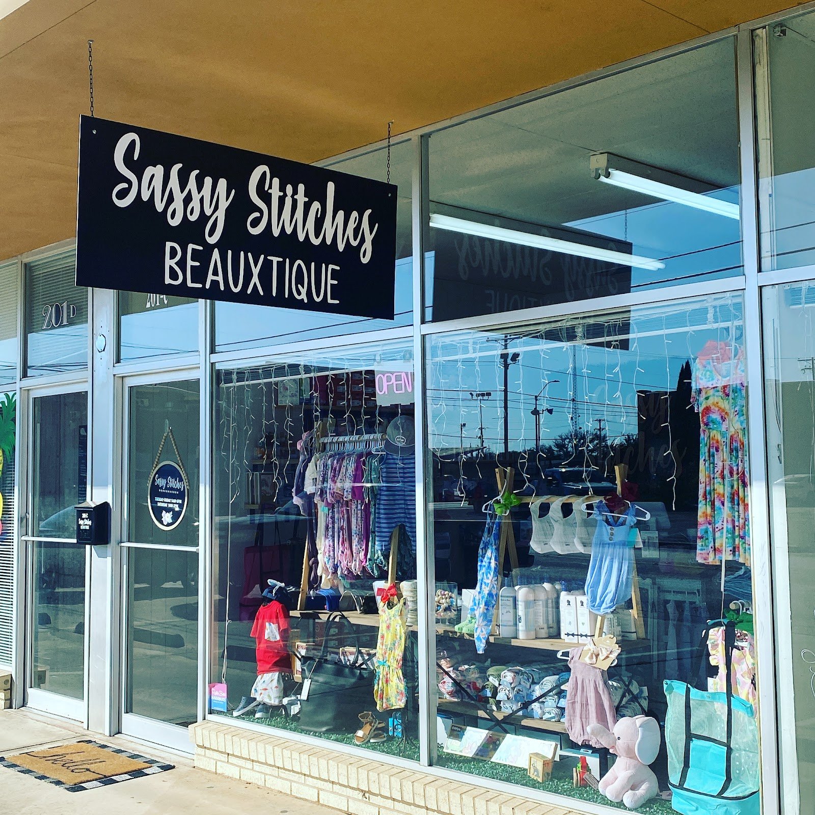 Sassy Stitches Beauxtique