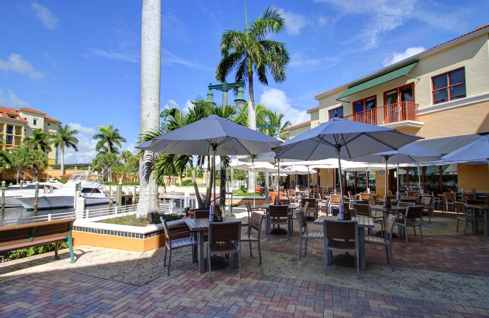 Dive Bar Restaurant