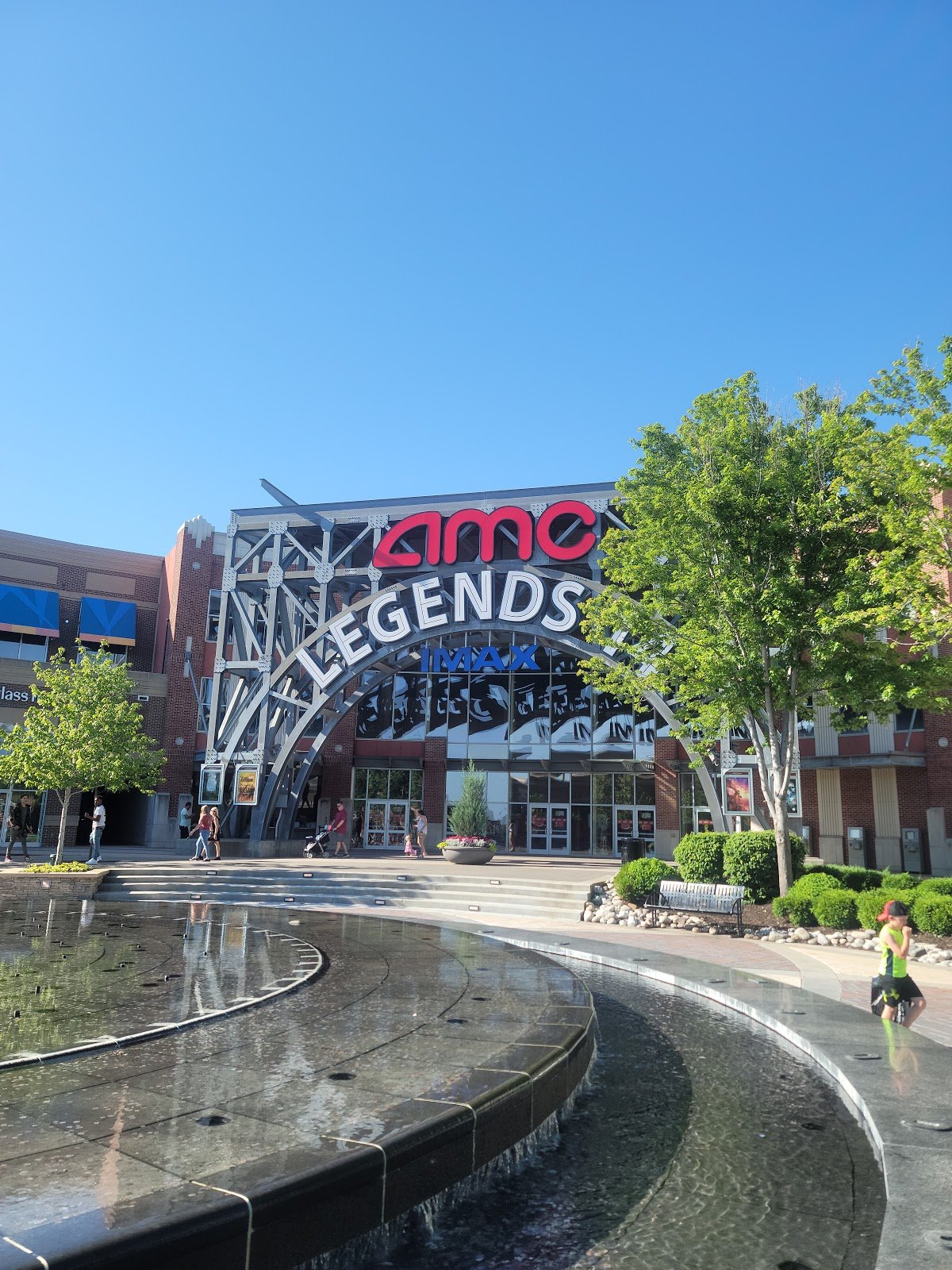 AMC Legends 14