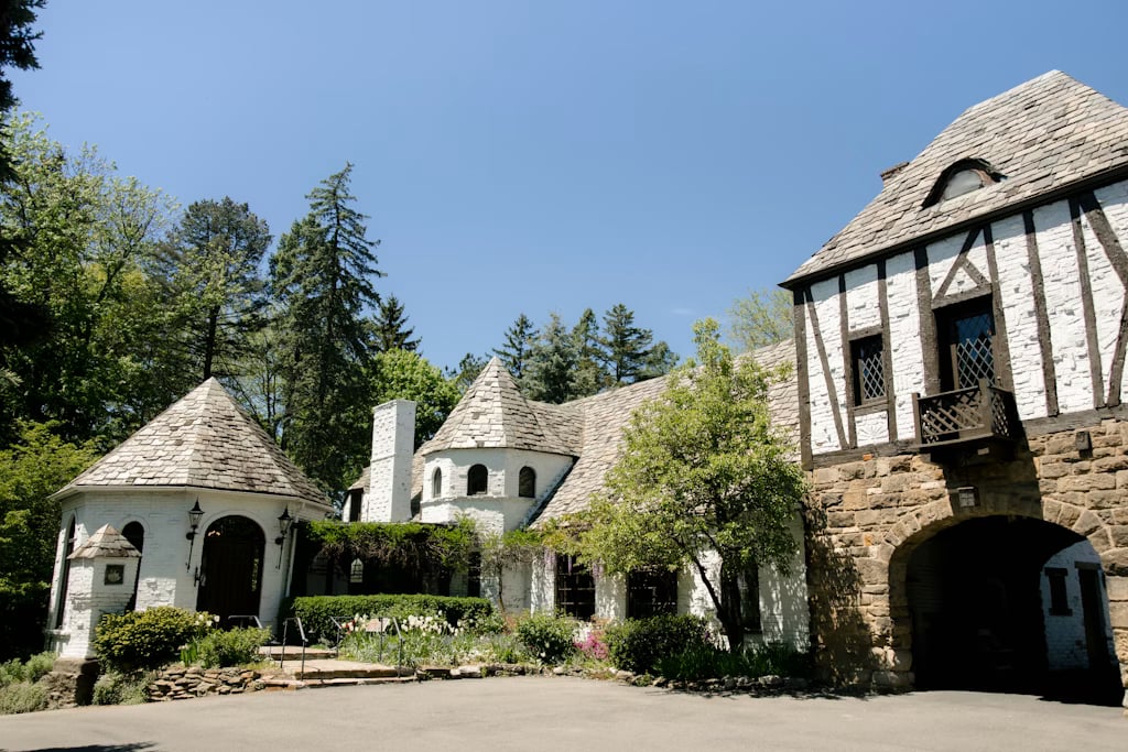 Hyeholde Restaurant