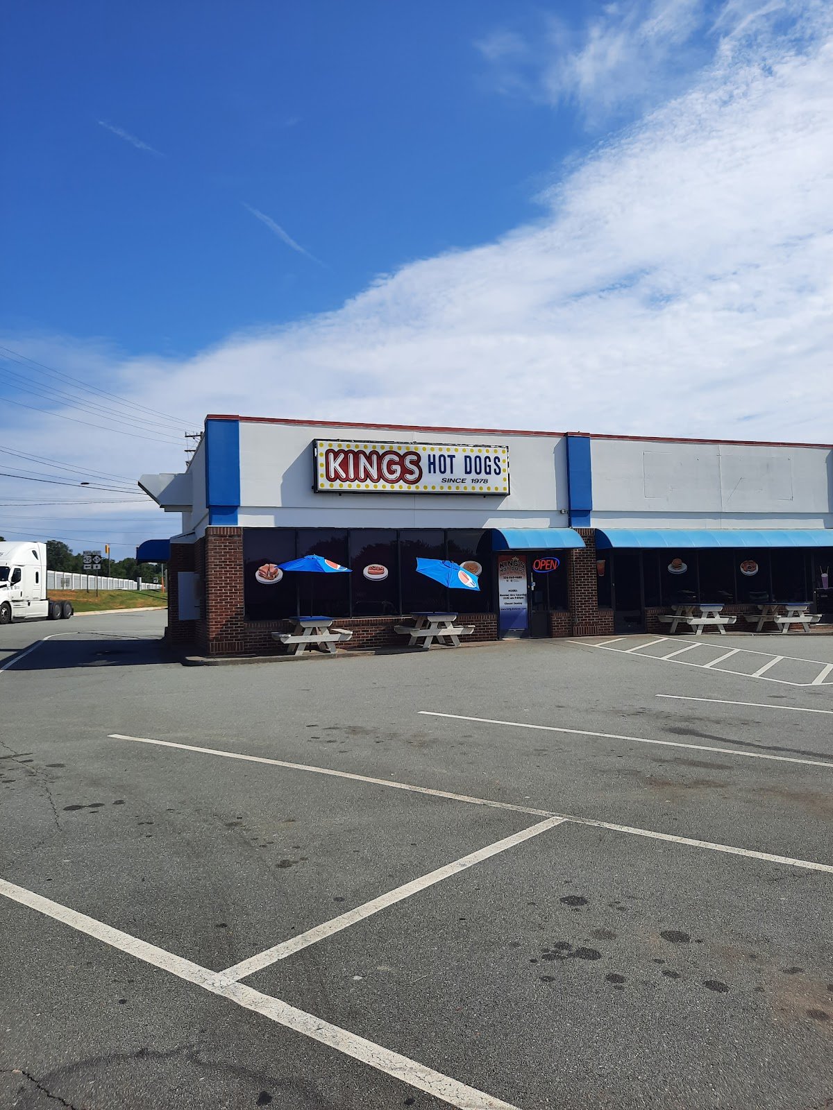 King's Hot Dogs
