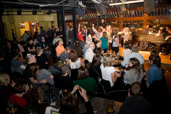 Mojo's Dueling Piano Bar and Restaurant