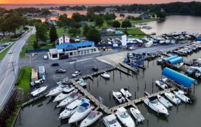 Harper's Waterfront Restaurant
