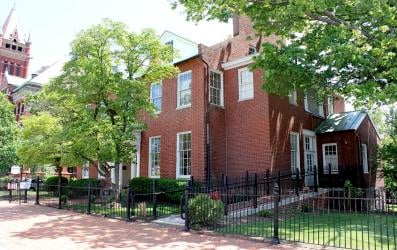 Gilchrist Gallery