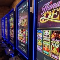 Nickels Lounge & Casino