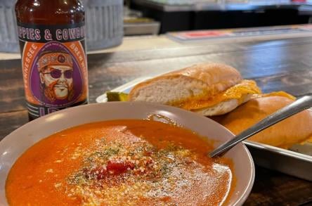 Ale' Rae’s GastroPub