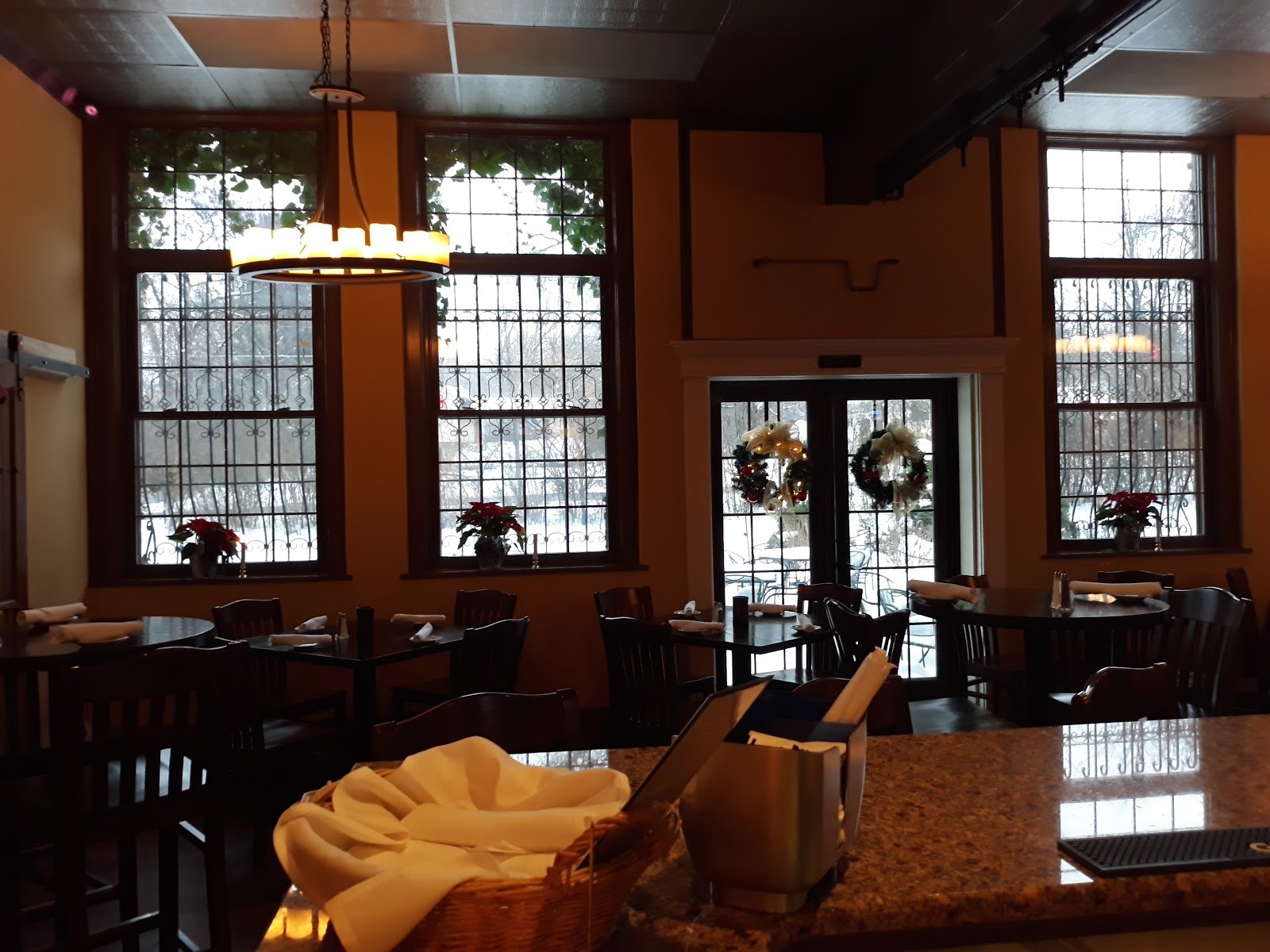 School and Vine Kitchen & Bar