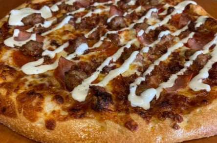 Pizza Hoss in Powell