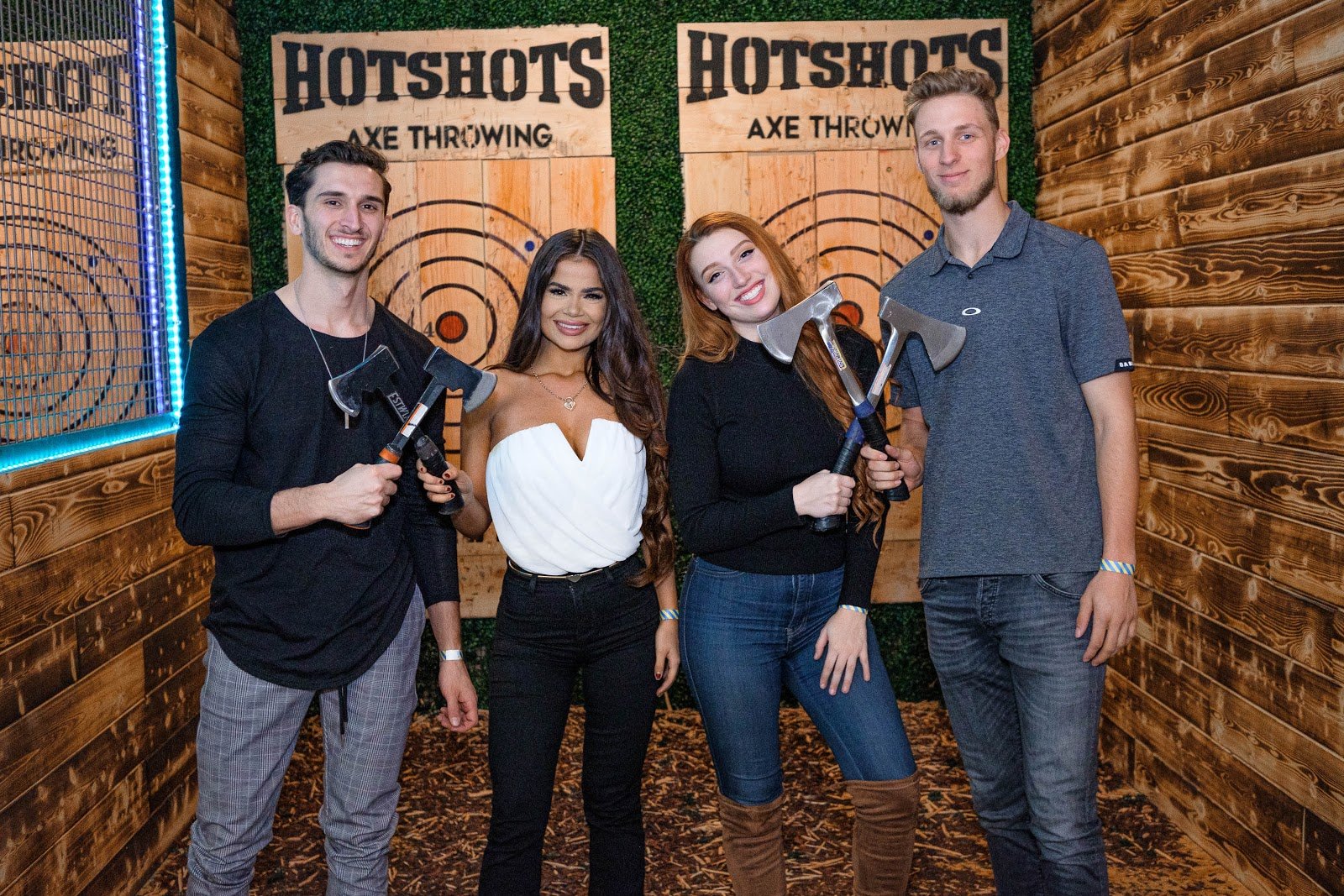 Hotshots Axe Throwing