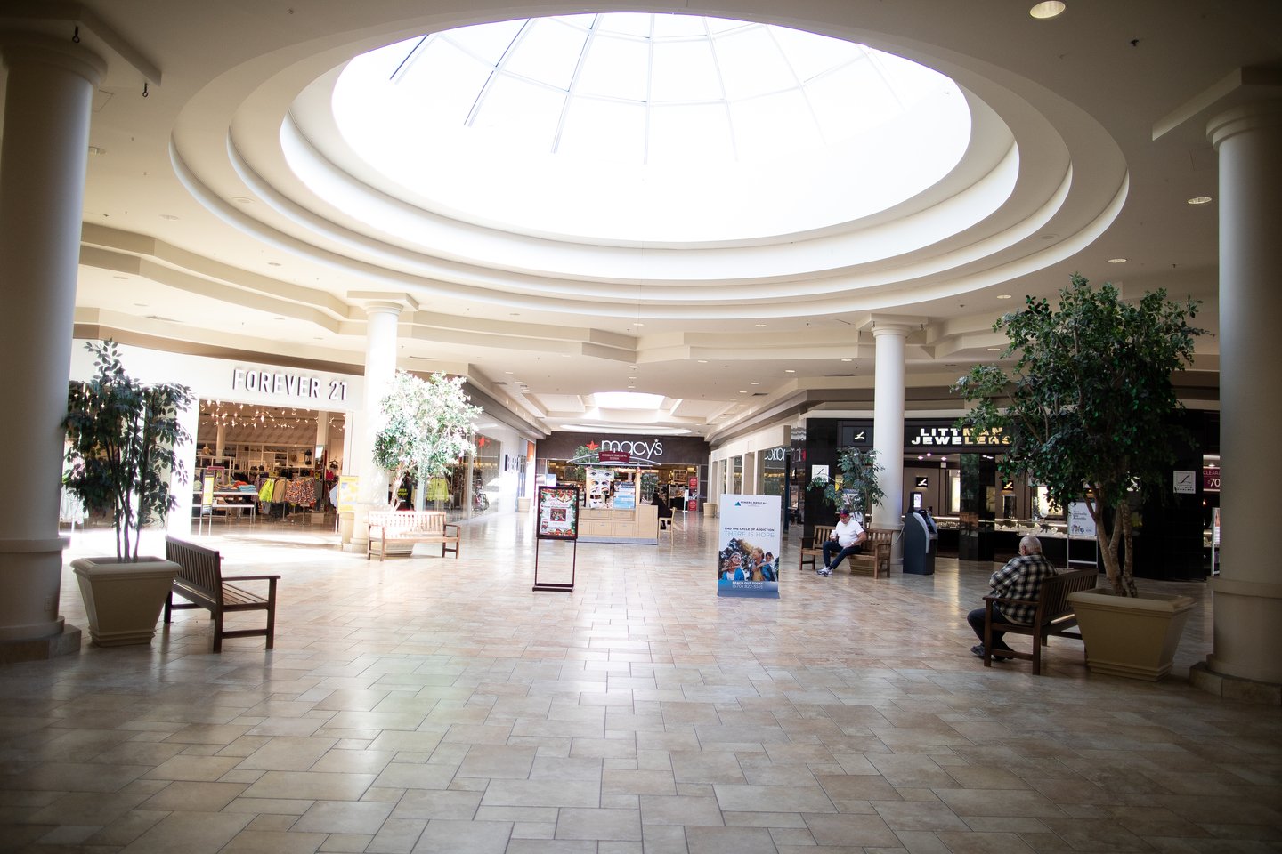 Viewmont Mall