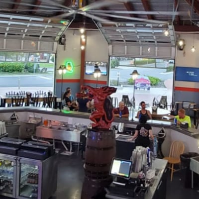 Bobbys Garage Bar