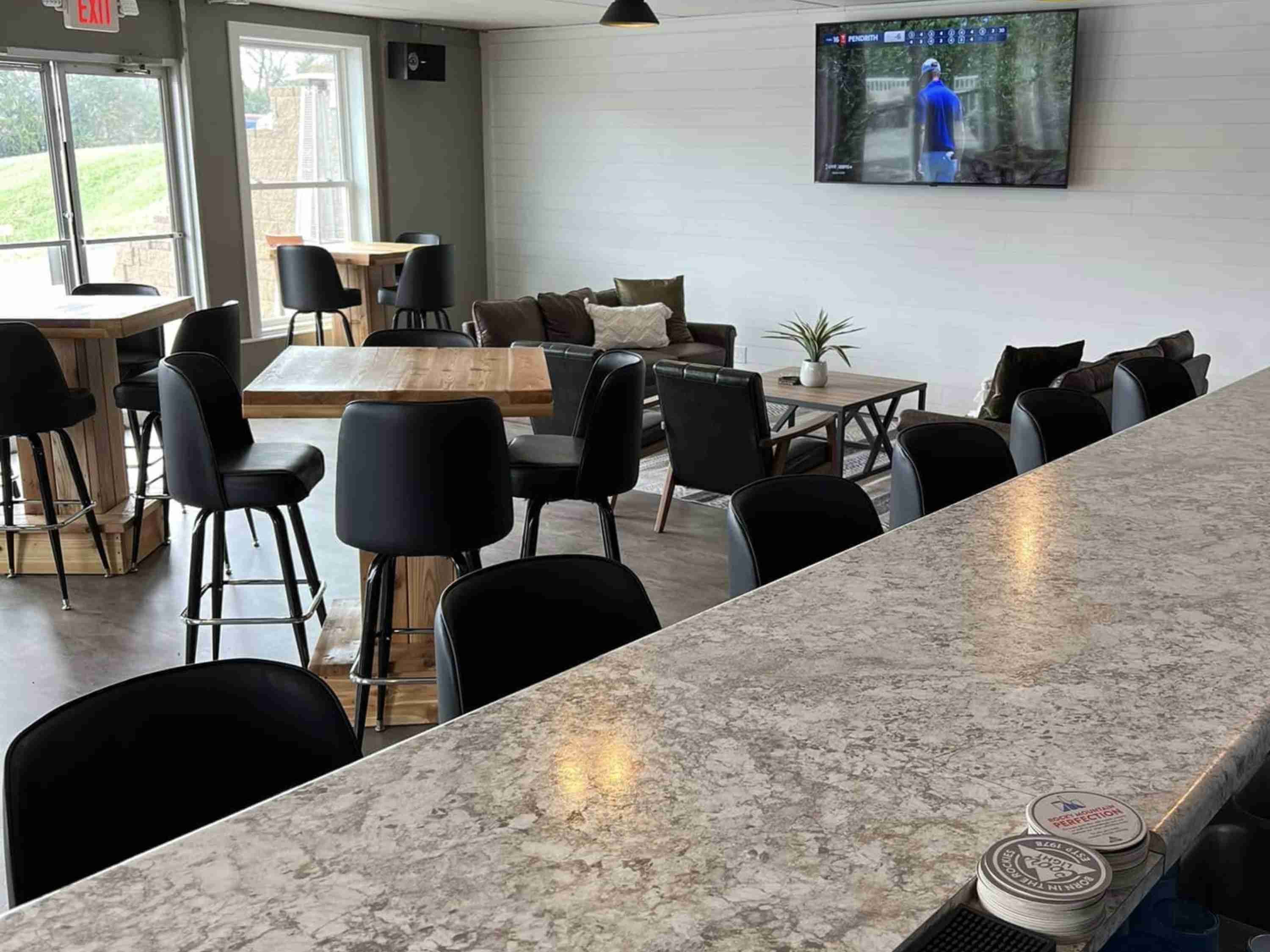 Coach's Corner - Ridges Golf Course And Banquet Facility