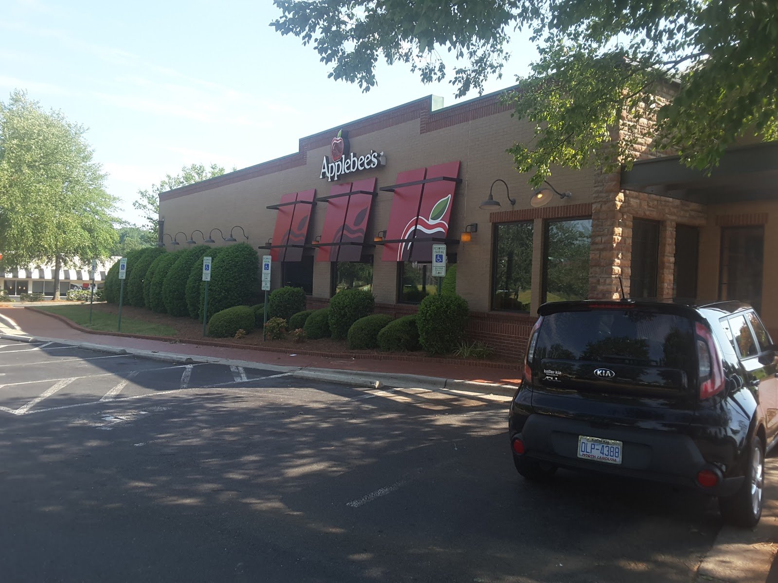 Applebee's Grill + Bar