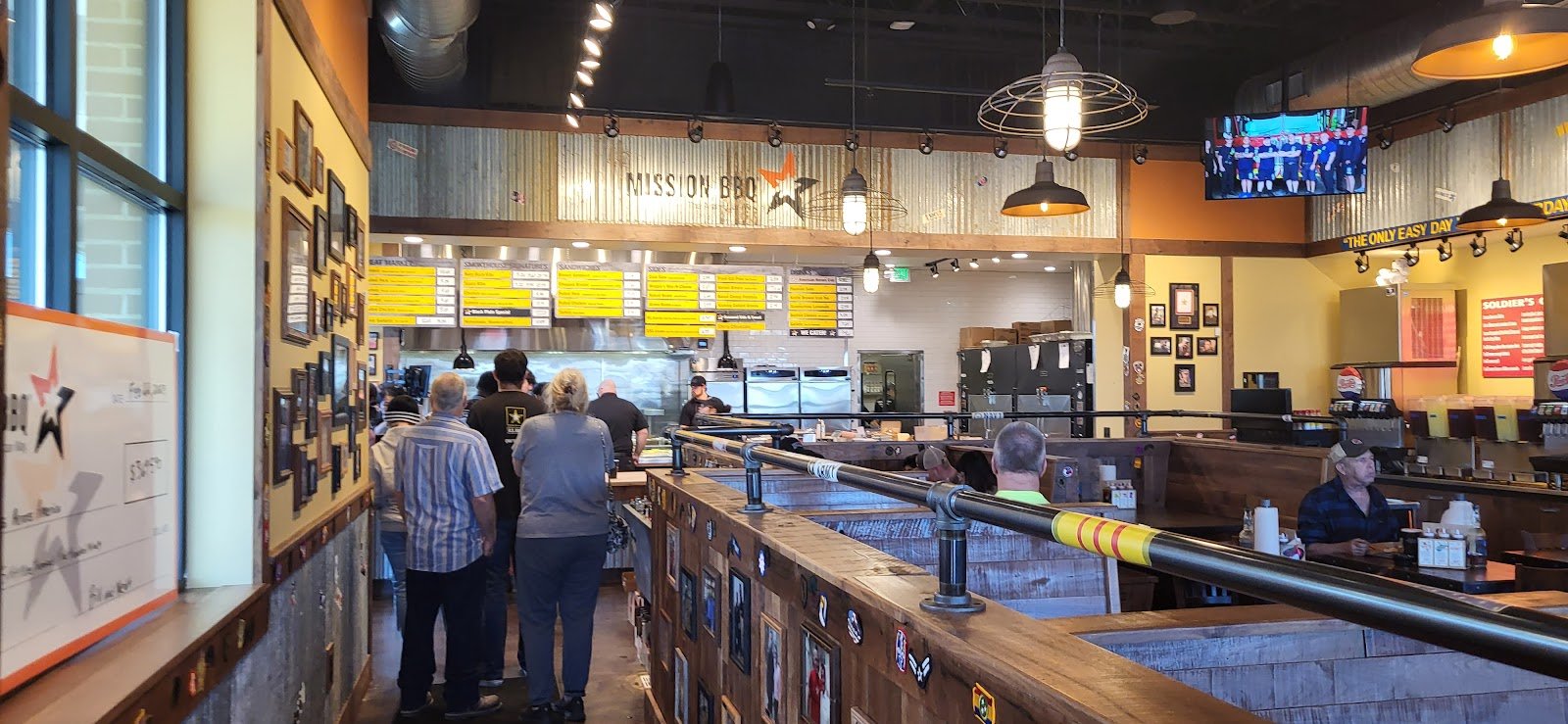 MISSION BBQ