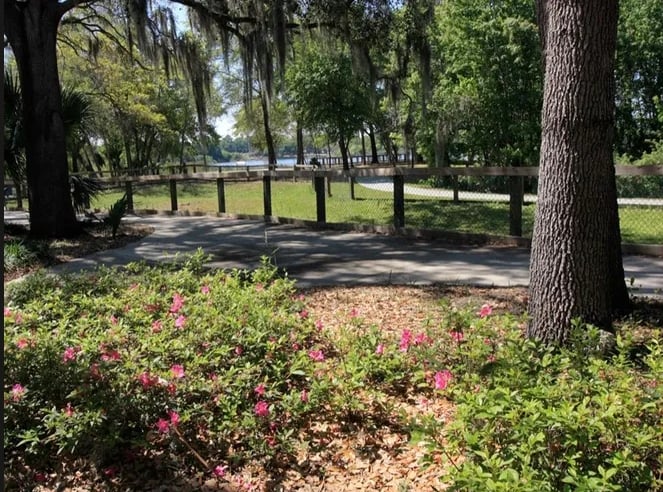 Lake Maude Park