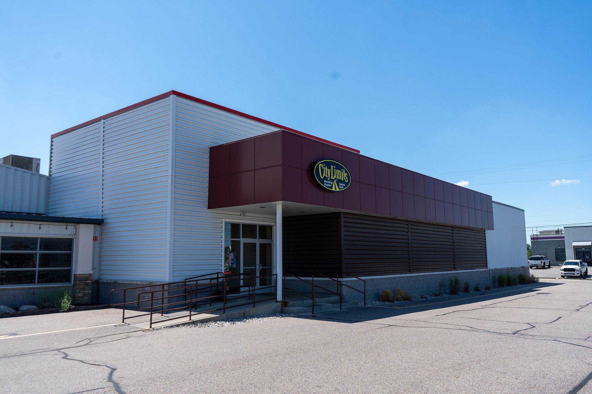 City Limits Bowling Center - Mason