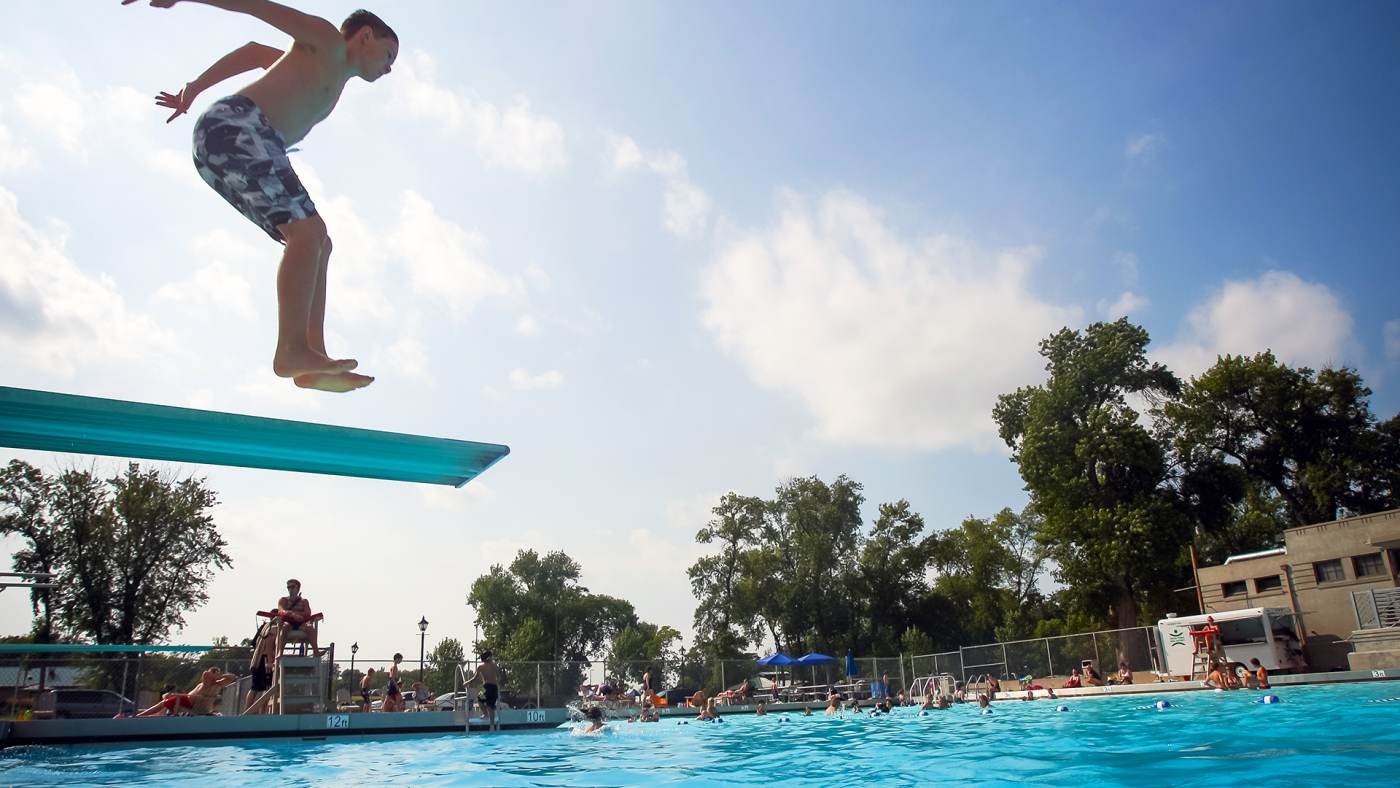 Riverside Park & Pool