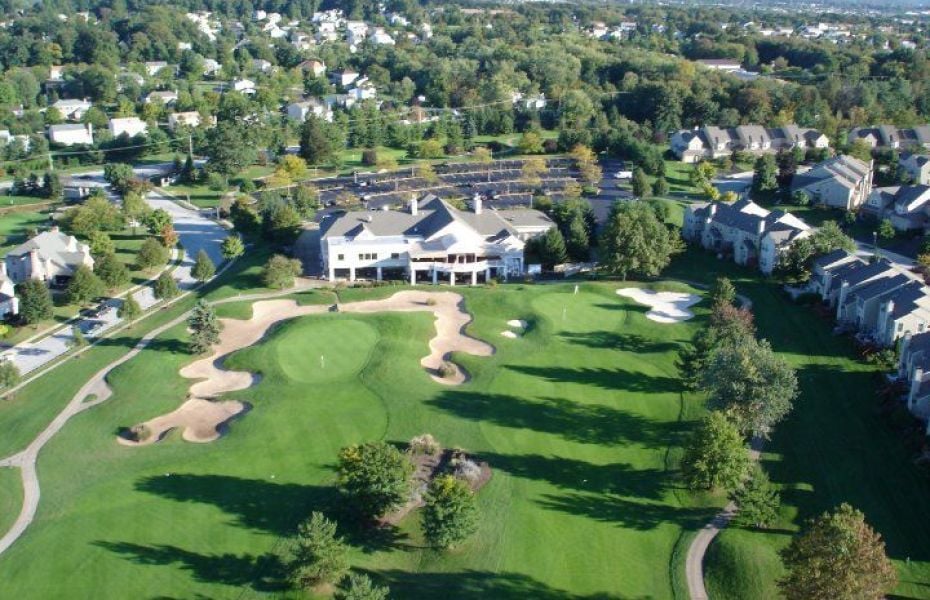 Pine Crest Country Club and Golf Course
