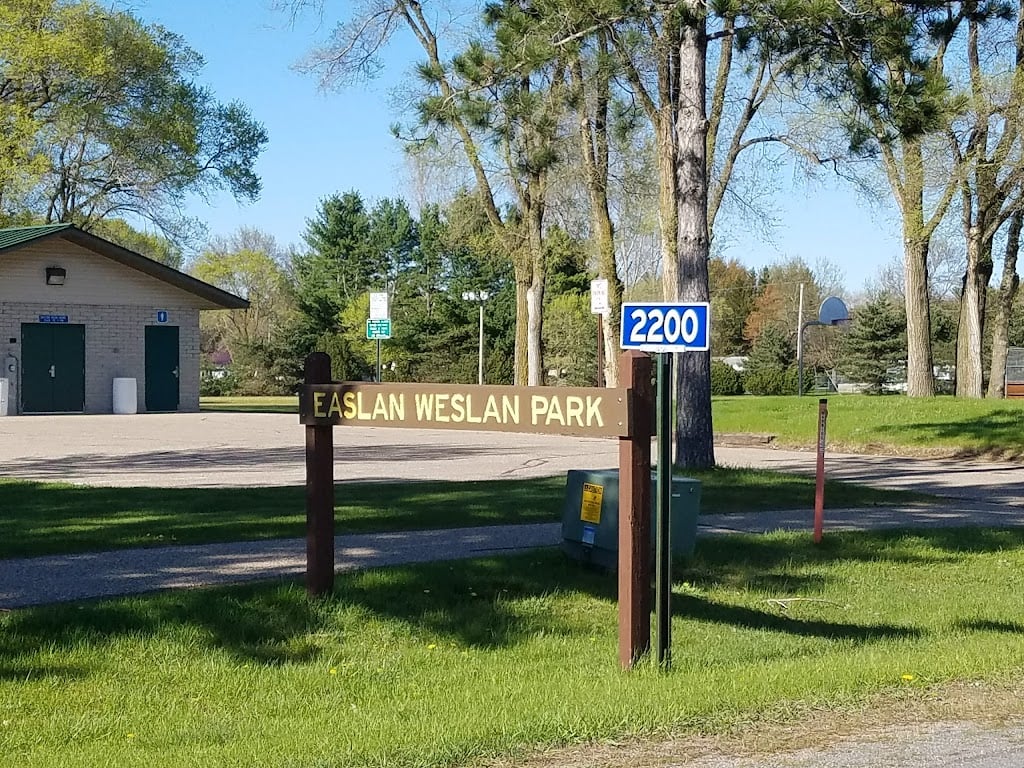 Easlan-Weslan Park