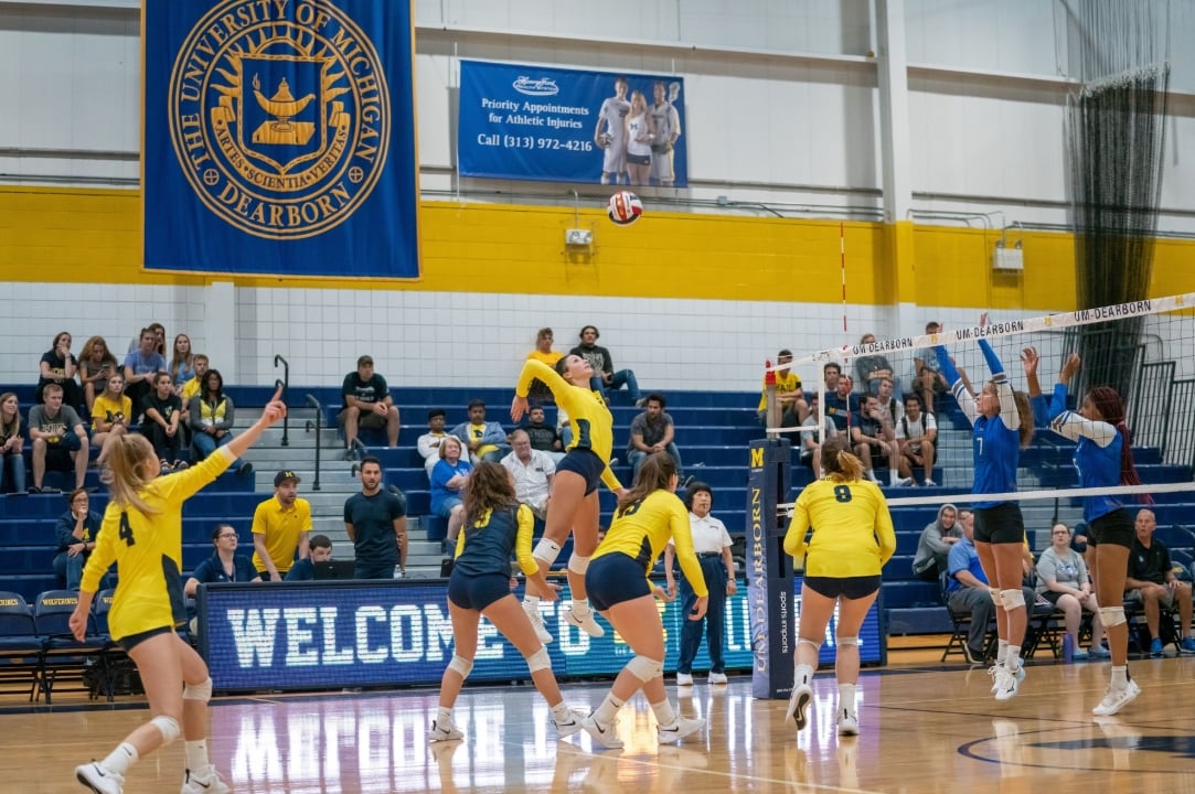 University of Michigan Dearborn Fieldhouse