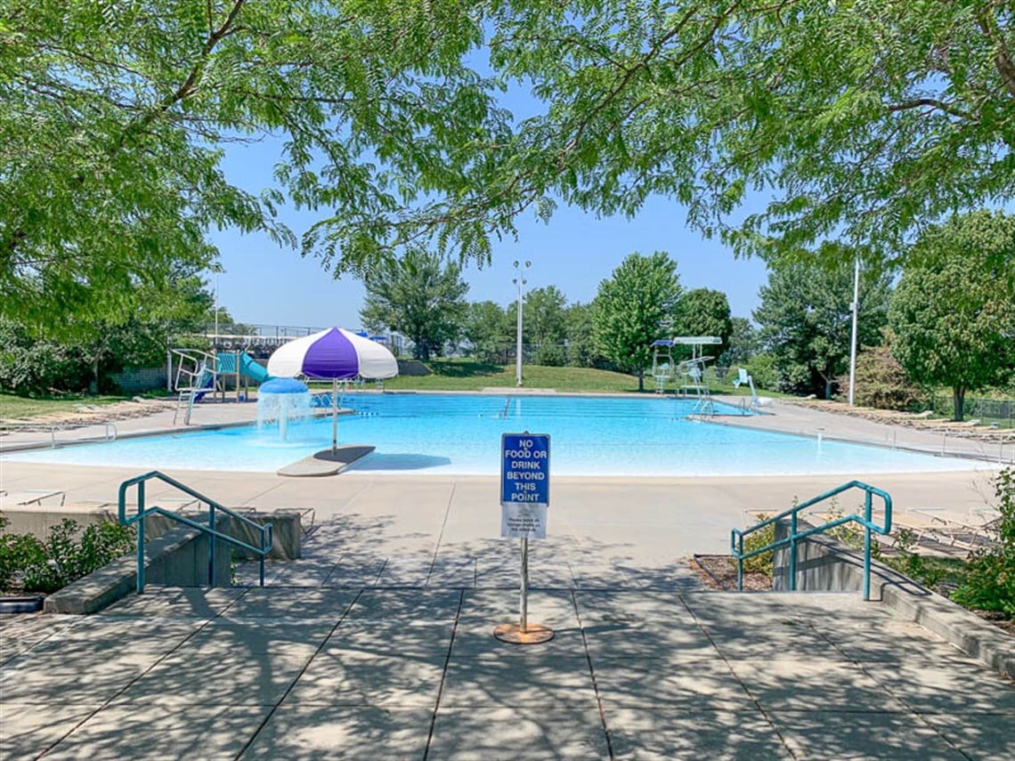 Highlands Aquatic Center