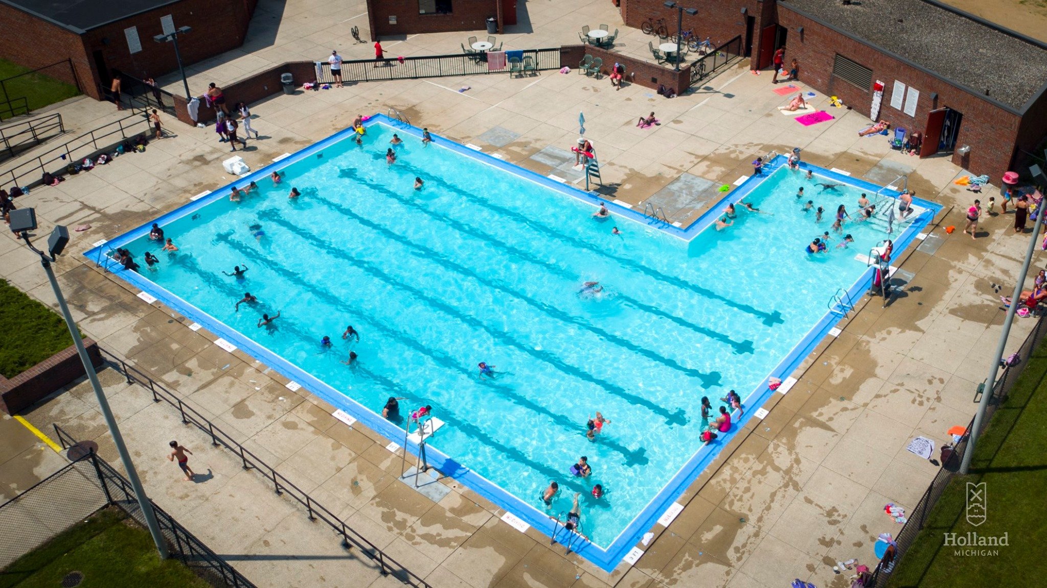 Bouws Community Pool