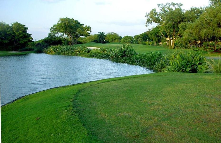 Oriole Golf & Tennis Club
