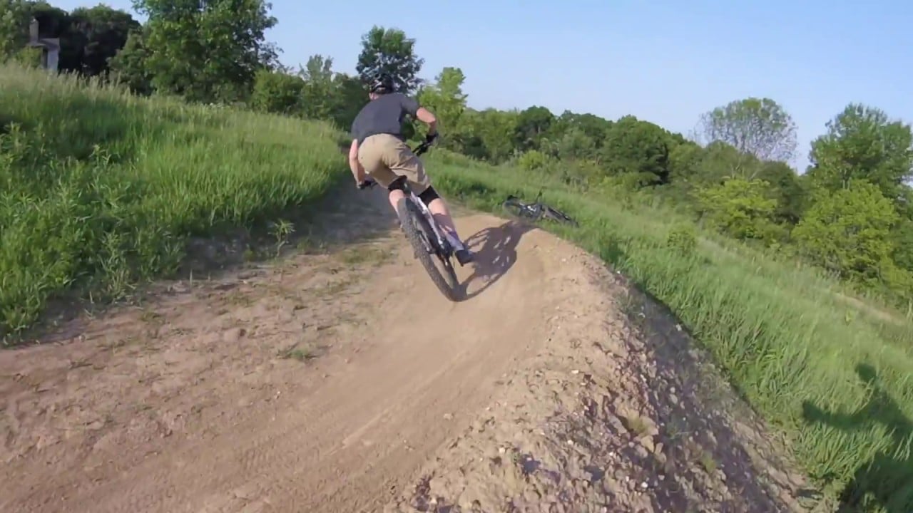 Singletrack at CamRock