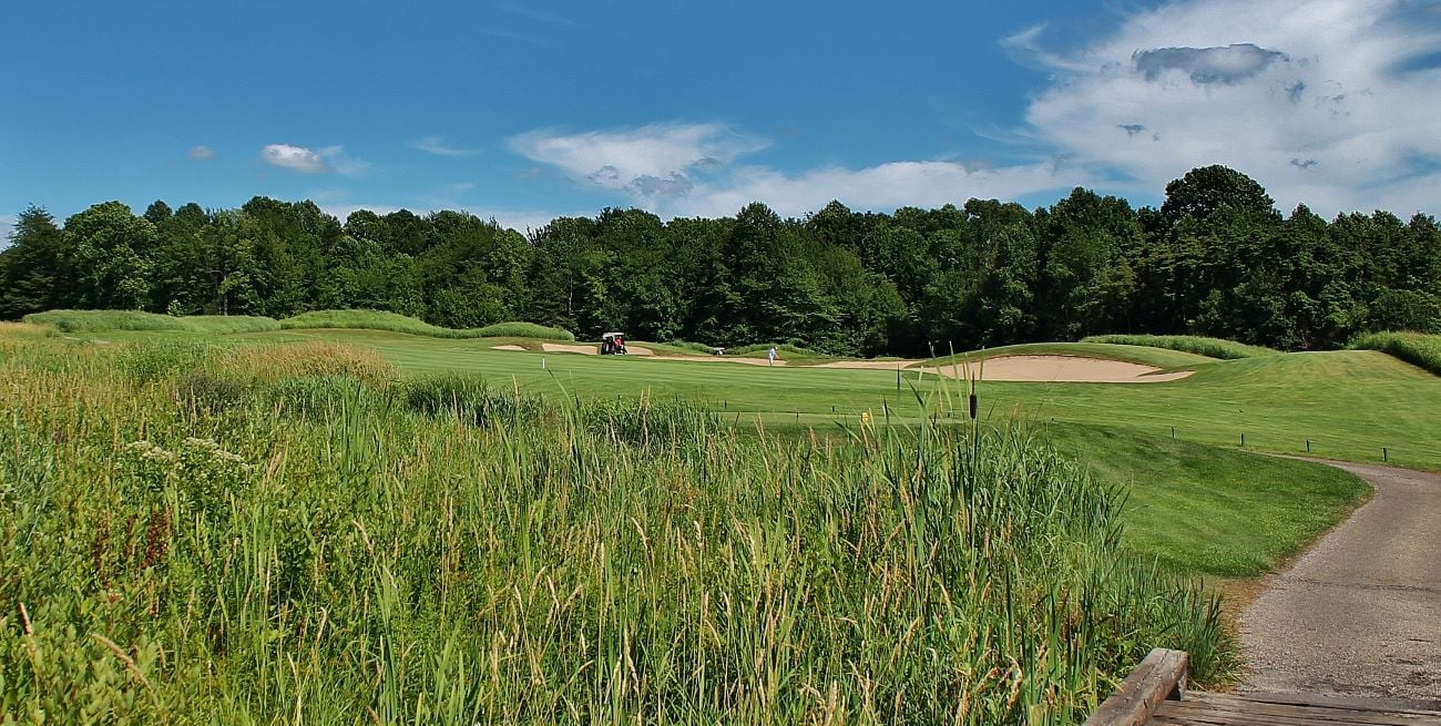 Crestview Golf Club