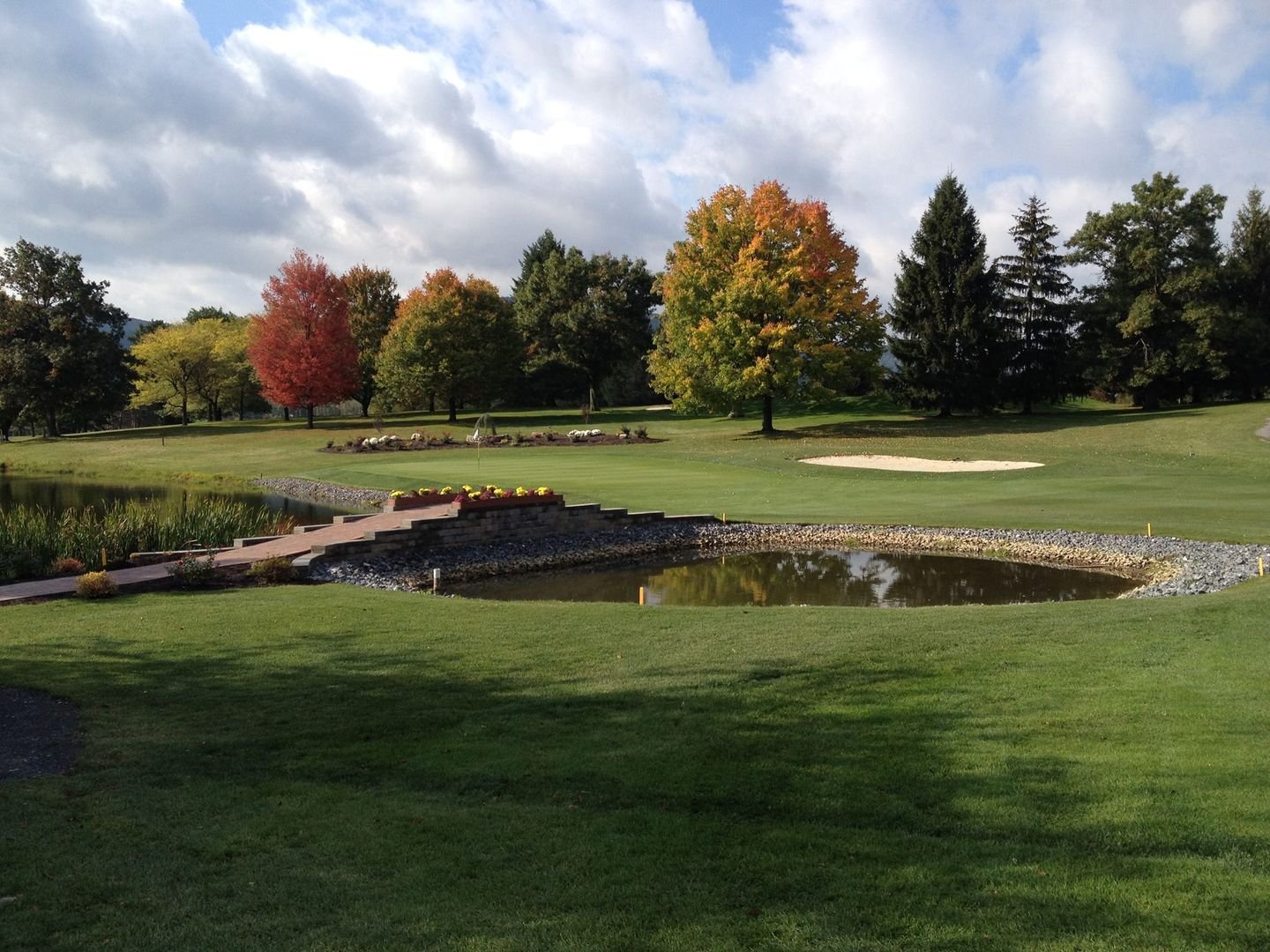 Mountain View Country Club
