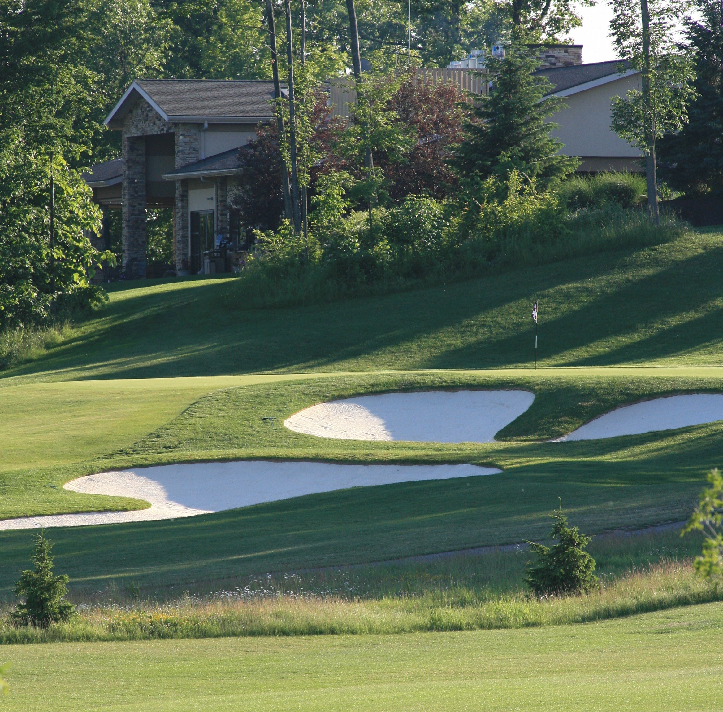 Ravenwood Golf Club