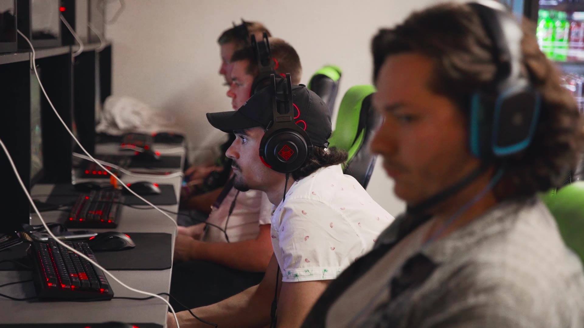 Helix Esports FX 
