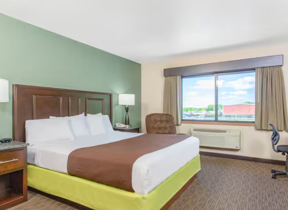 AmericInn by Wyndham West Salem