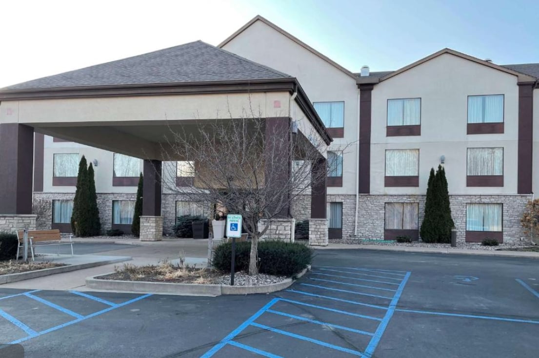 Spark by Hilton La Crosse/Onalaska