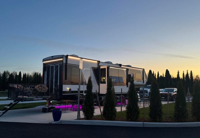 Town and Country Motorcoach and RV Resort