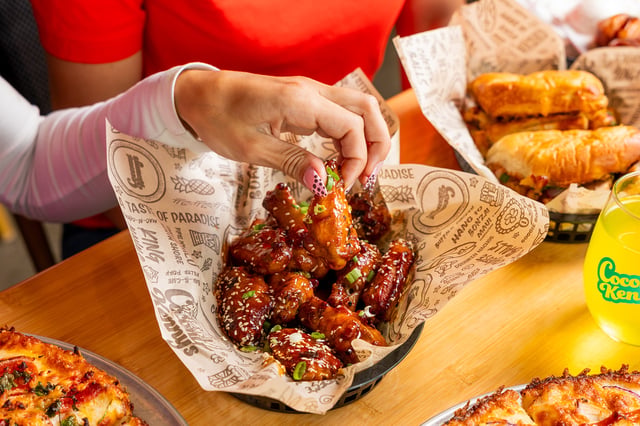 Coconut-Kenny's_L1360924_Tiki-Wings_Spread.jpg